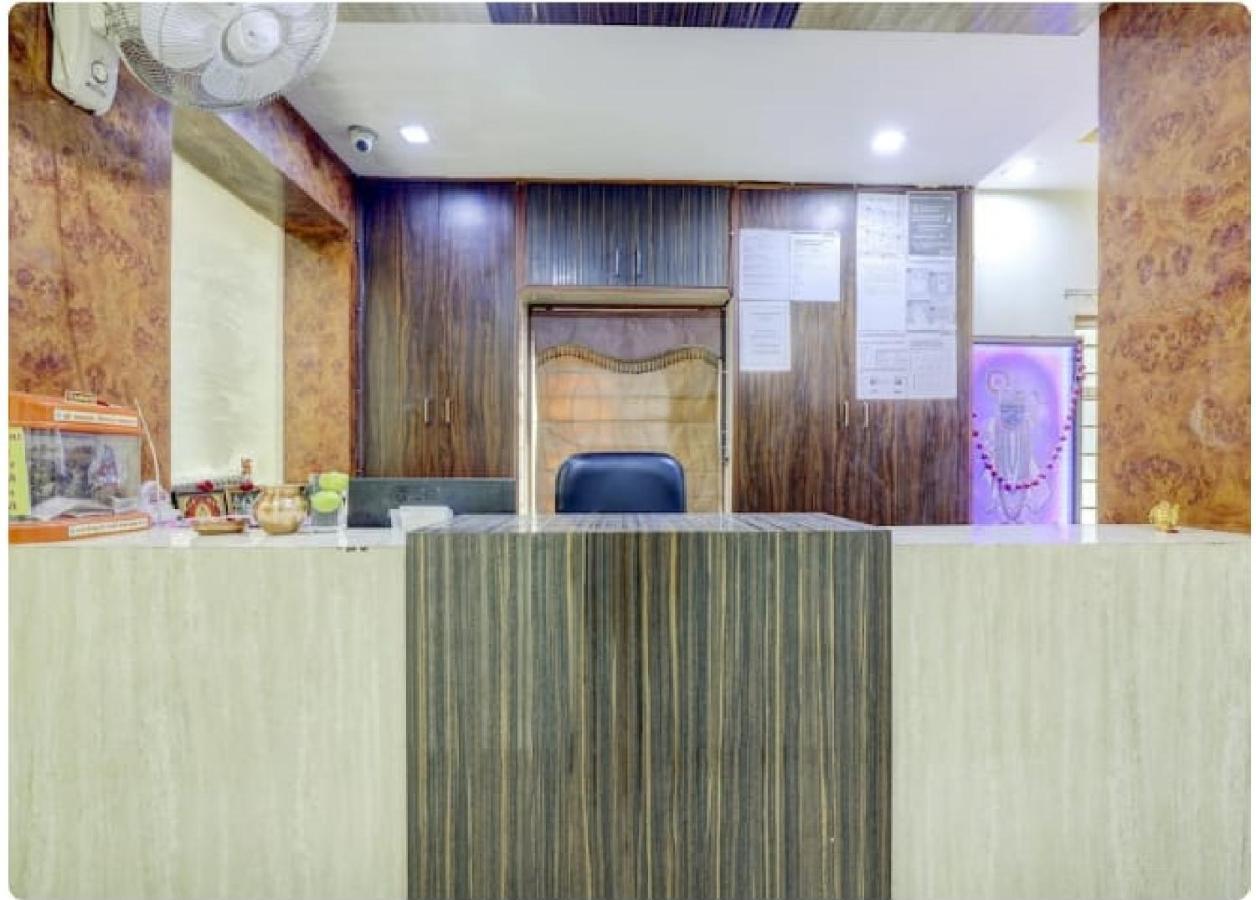Hotel Krishna Palace Ahmedabad Exterior foto